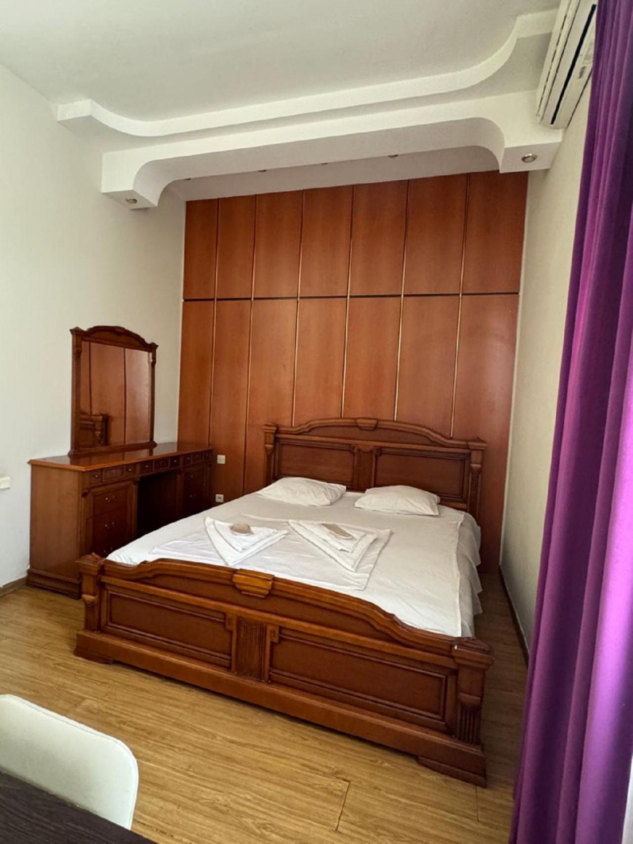 New Bella Hotel Jerevan Buitenkant foto