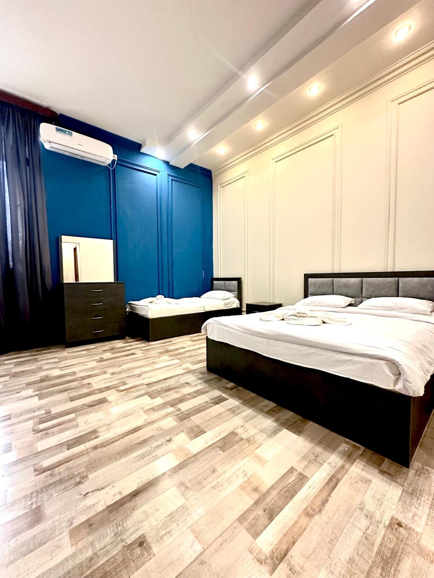 New Bella Hotel Jerevan Buitenkant foto